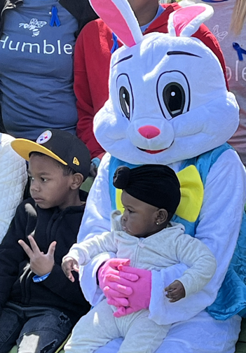 Egg hunt at Minnie Barr