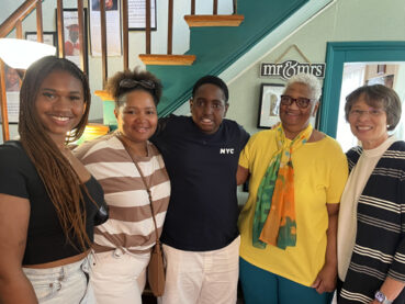 Jacksonville native, family hosted at African American museum