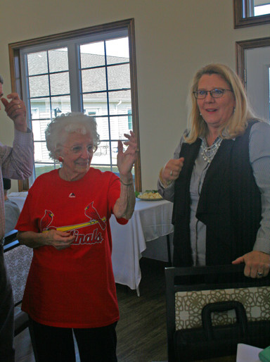 Helen shows her pitching move