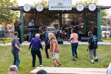 Concert-goers enjoy some R & B